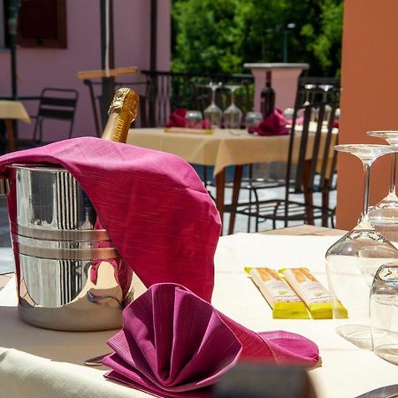 Albergo Ponte Di Nava Ormea エクステリア 写真
