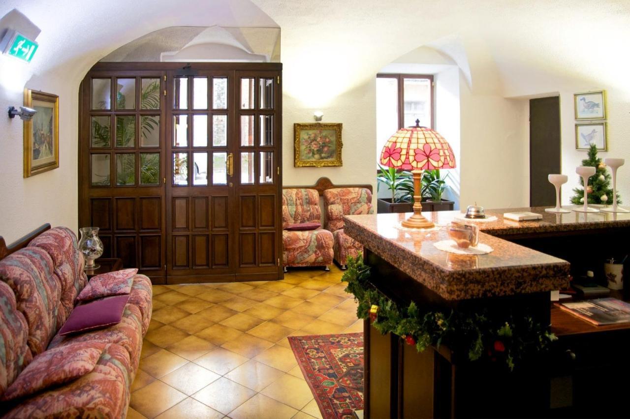 Albergo Ponte Di Nava Ormea エクステリア 写真