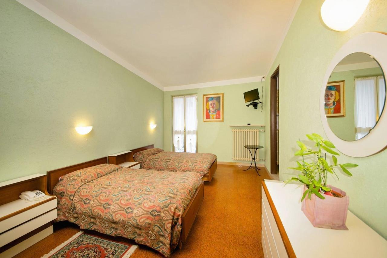 Albergo Ponte Di Nava Ormea エクステリア 写真