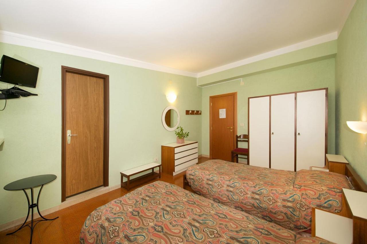 Albergo Ponte Di Nava Ormea エクステリア 写真