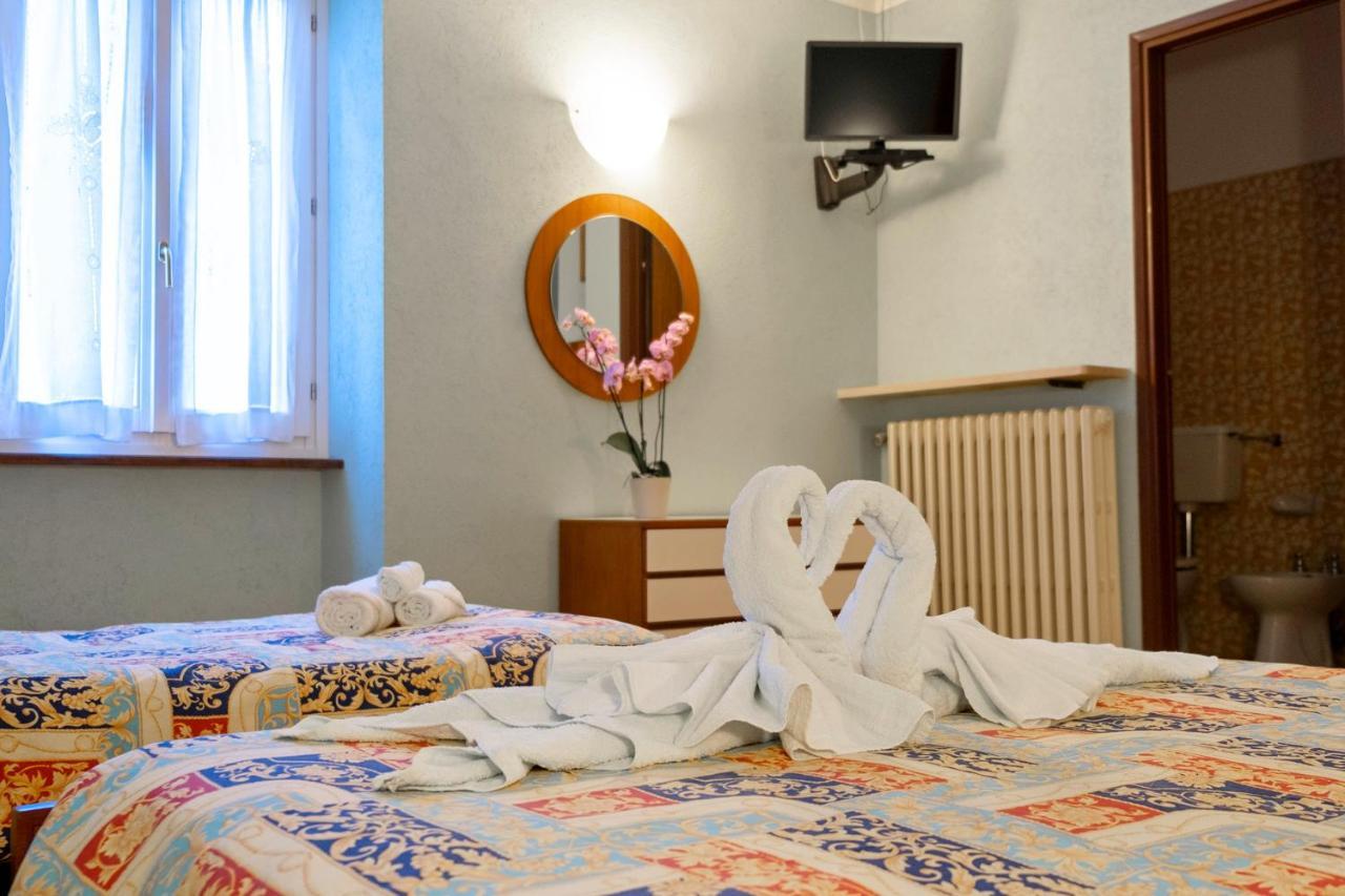 Albergo Ponte Di Nava Ormea エクステリア 写真