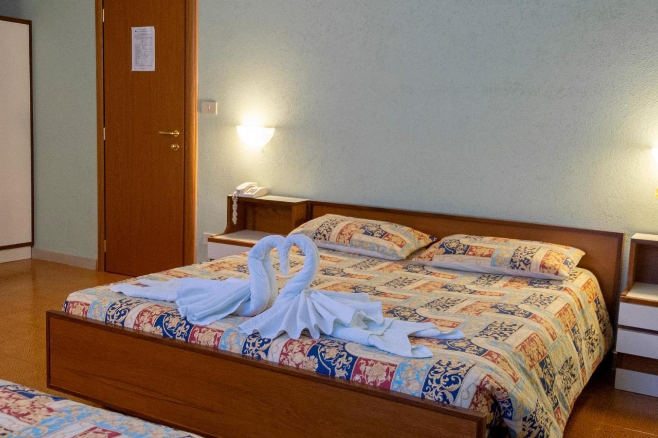 Albergo Ponte Di Nava Ormea エクステリア 写真